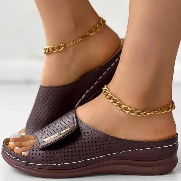 Joanna – Κλασικά σανδάλια πόλης